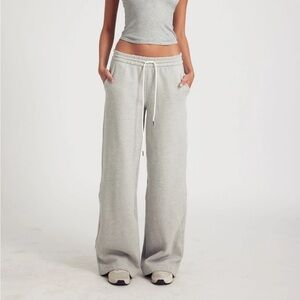Vans Gray Women's Wide-Leg Sweatpants Pants